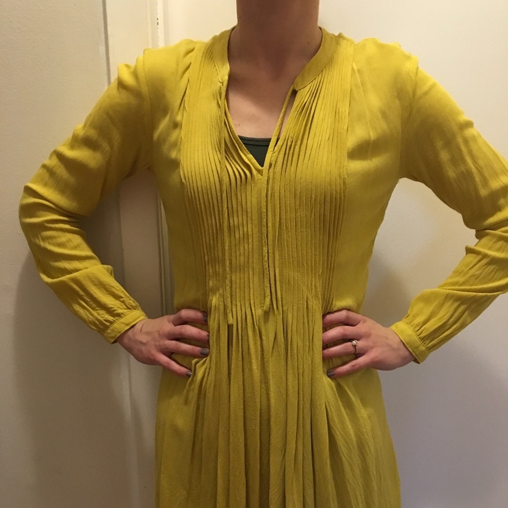 Mustard yellow Old Navy tunic with front rouching